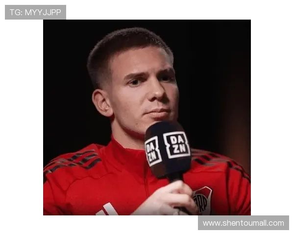 记者辟谣马斯坦托诺伤情传闻确认其正常随队训练状态良好 记者辟谣马斯坦托诺伤情传闻确认其正常随队训练状态良好